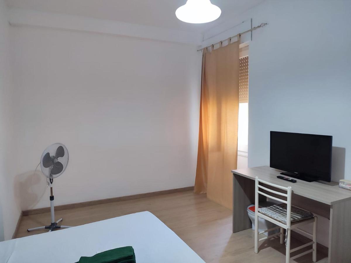 Rooms For Rent 67 Sassari Exteriér fotografie