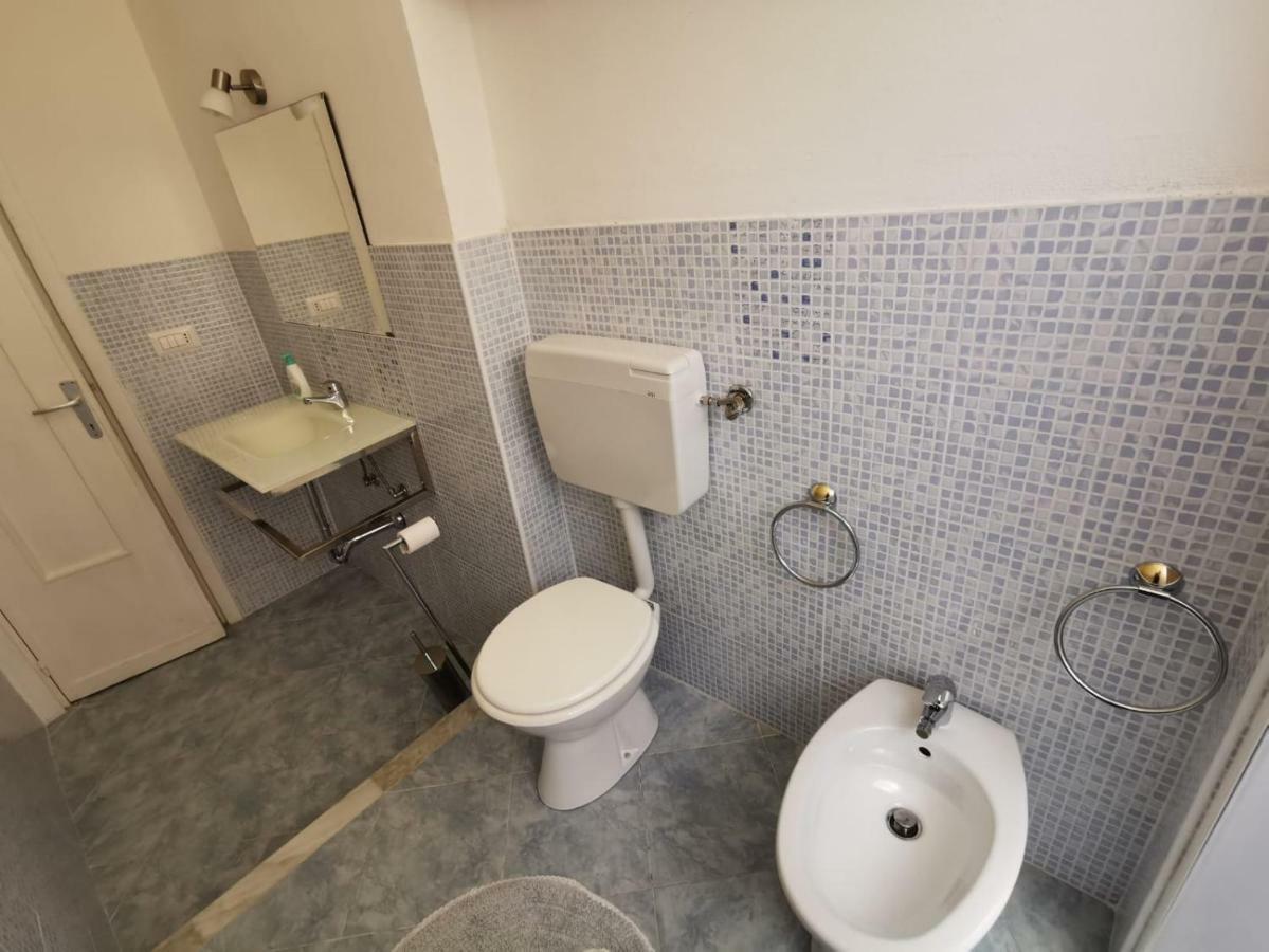 Rooms For Rent 67 Sassari Exteriér fotografie